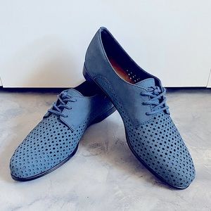 💙TROTTERS Lizzie Loafer! 7.5N